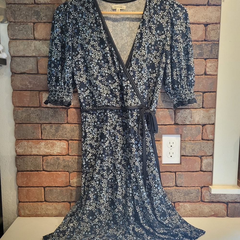Max Studio Navy Floral Midi Dress